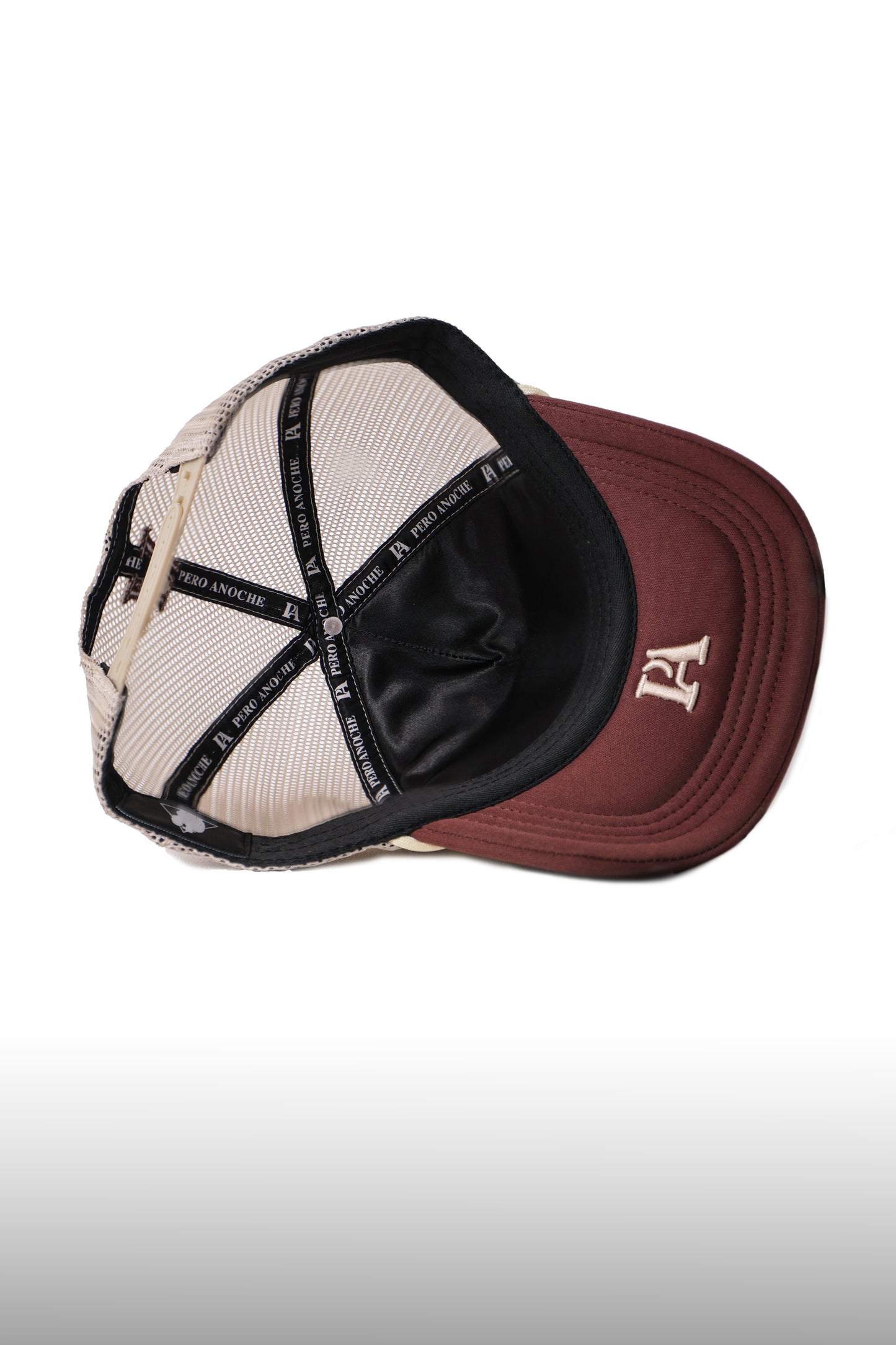 COWBOY TRUCKER HAT